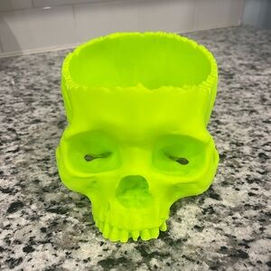 3D Printed Skull Planter - Neon